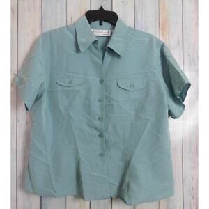 Sarah Bentley Women Shirt XL Green Short Sleeves Button Down Pockets Soft Feel